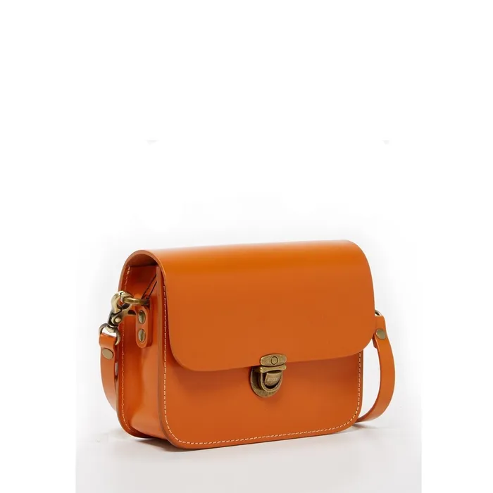 Amethyst Mnemosyne Restraints Nanah Light Brown Leather Crossbody Bag